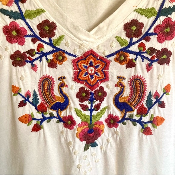Johnny Was Everyday Tee Cotton T-Shirt Floral and Bird Embroidery White Size L - Picture 5 of 10